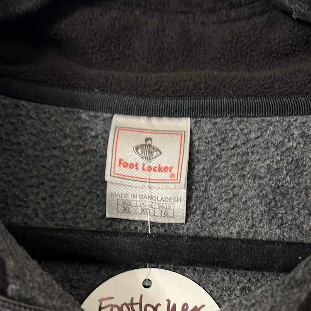 Men's grey Quarter-Zip Sweater Zip Up with black piping Sweatshirt in fleece - Picture 2 of 5